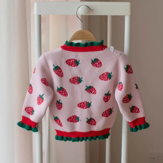 PHB 13178 V collar design fashion strawberry pattern girls crochet cardigan