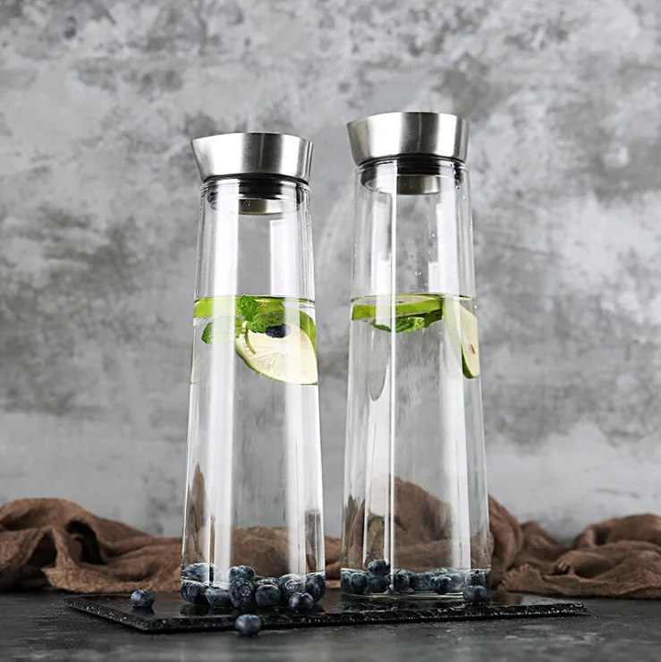 Large Cool Glass Pitcher Water Kettle Jug Carafe With Flow Lid and Spout For Hot Cold Water Tea Juice Coffee Lemonade