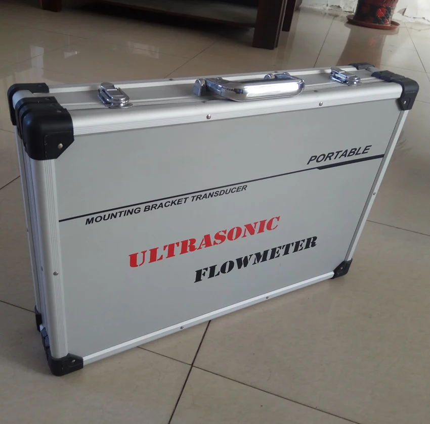 TSONIC TUF-2000P Portable Ultrasonic Heat Meter