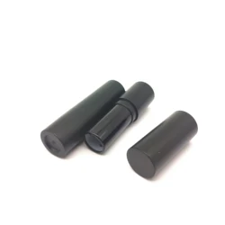 Wholesale high quality stock round black lipstick tube cosmetic packaging for lip balm matte black lipstick container