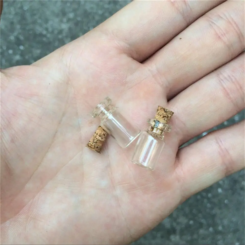 0.5ml Cute Glass Pendants Mini Bottles With Cork Empty Small Wishing Bottle Decoration Crafts Glass Vials Jars