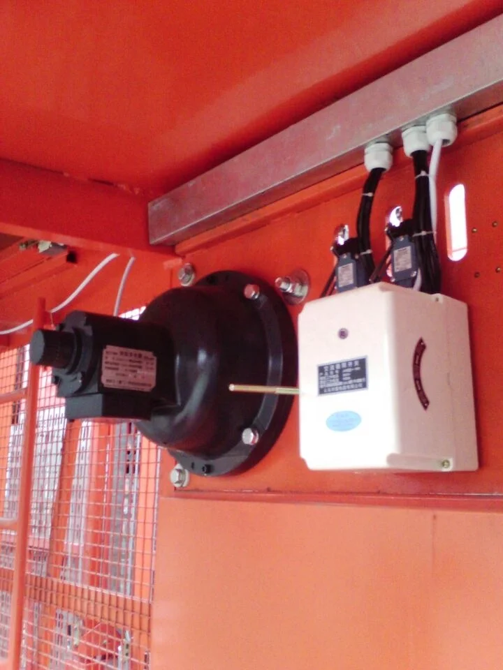 SC200/200 construction hoist with inverter control double cage load 2000kg