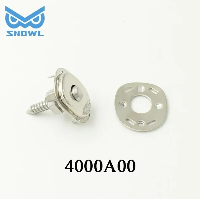 Socket fastener gasket for insulation fasteners