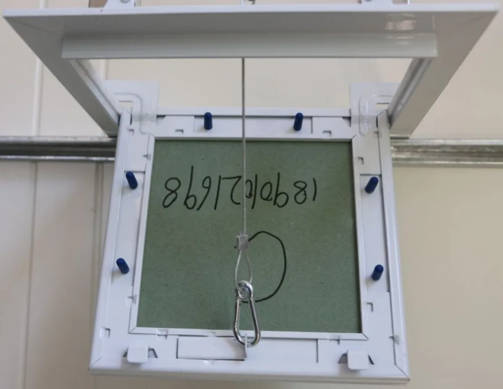 Knauf access hole panel