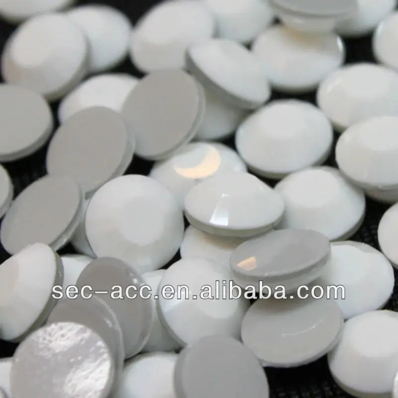 
Shipped from Cambodia 16 cut face artificial organic glass stone Opaque White Rhinestone 1.5mm glass high quality rhinestone 