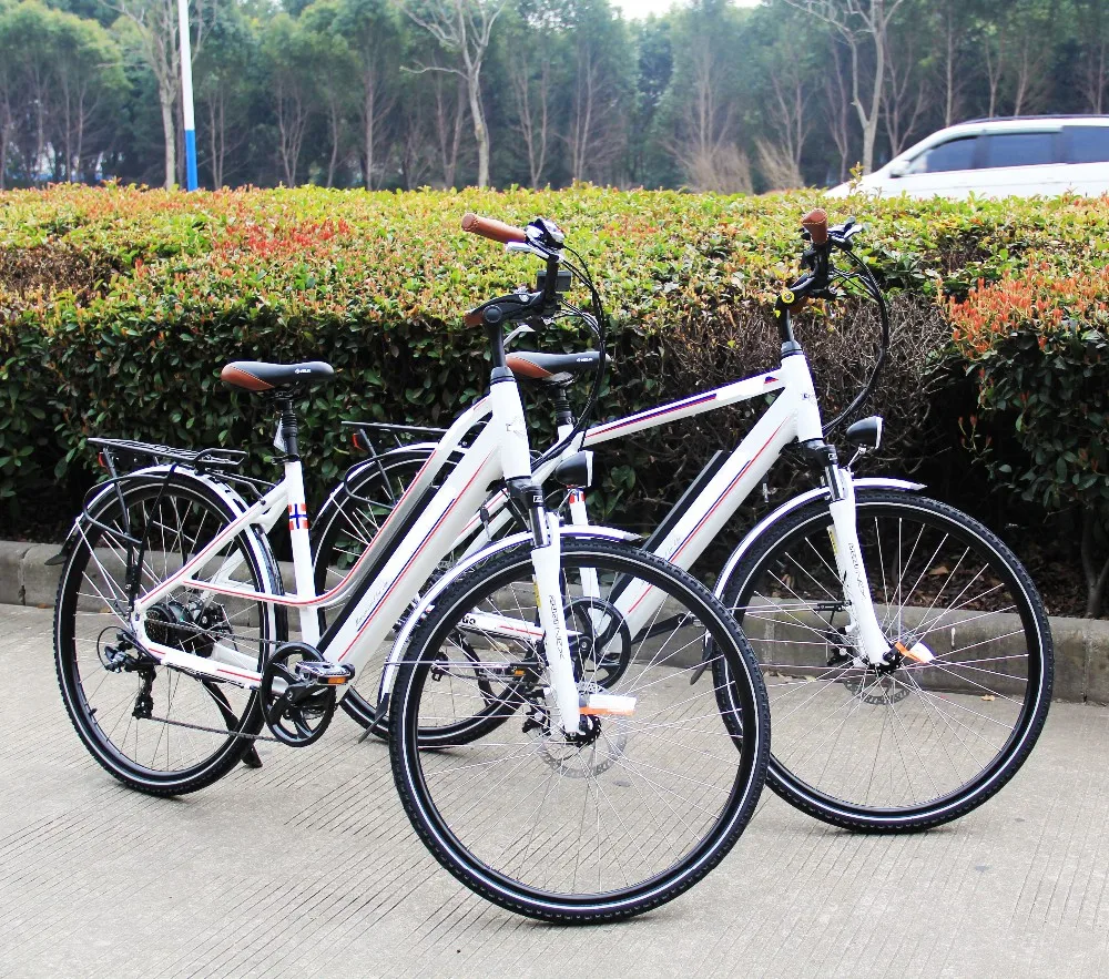 Greenpedel adults classic city ebike 26inch 36v 250w electric bicycle with hidden battery