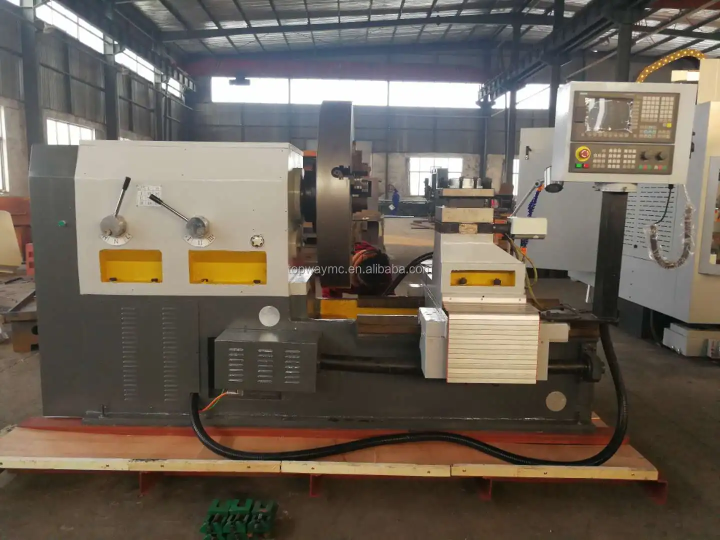 CK64160 Heavy duty CNC Face Lathe Cutter Aluminum Wheel Hub Turning Tools for sale