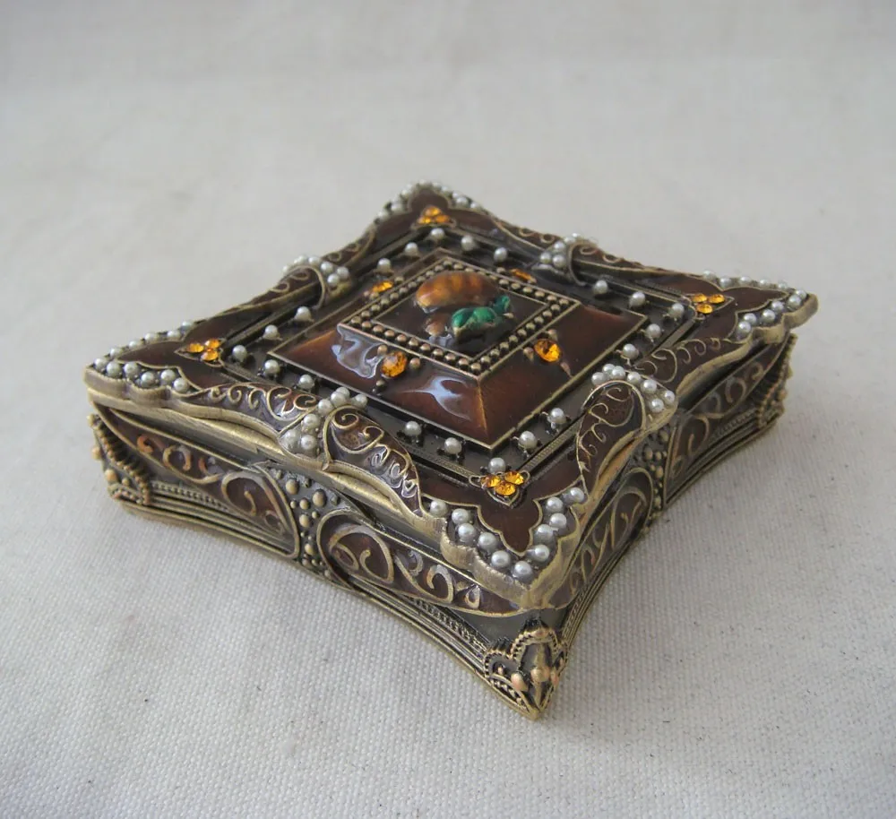 Square Antique Plating White Rhinestones Wedding Favor Metal Trinket Box