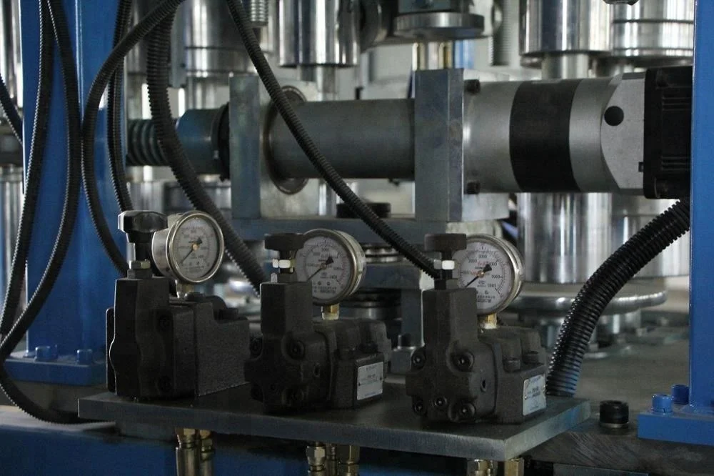 
Kalzip style standing seam roof panel curving machine 