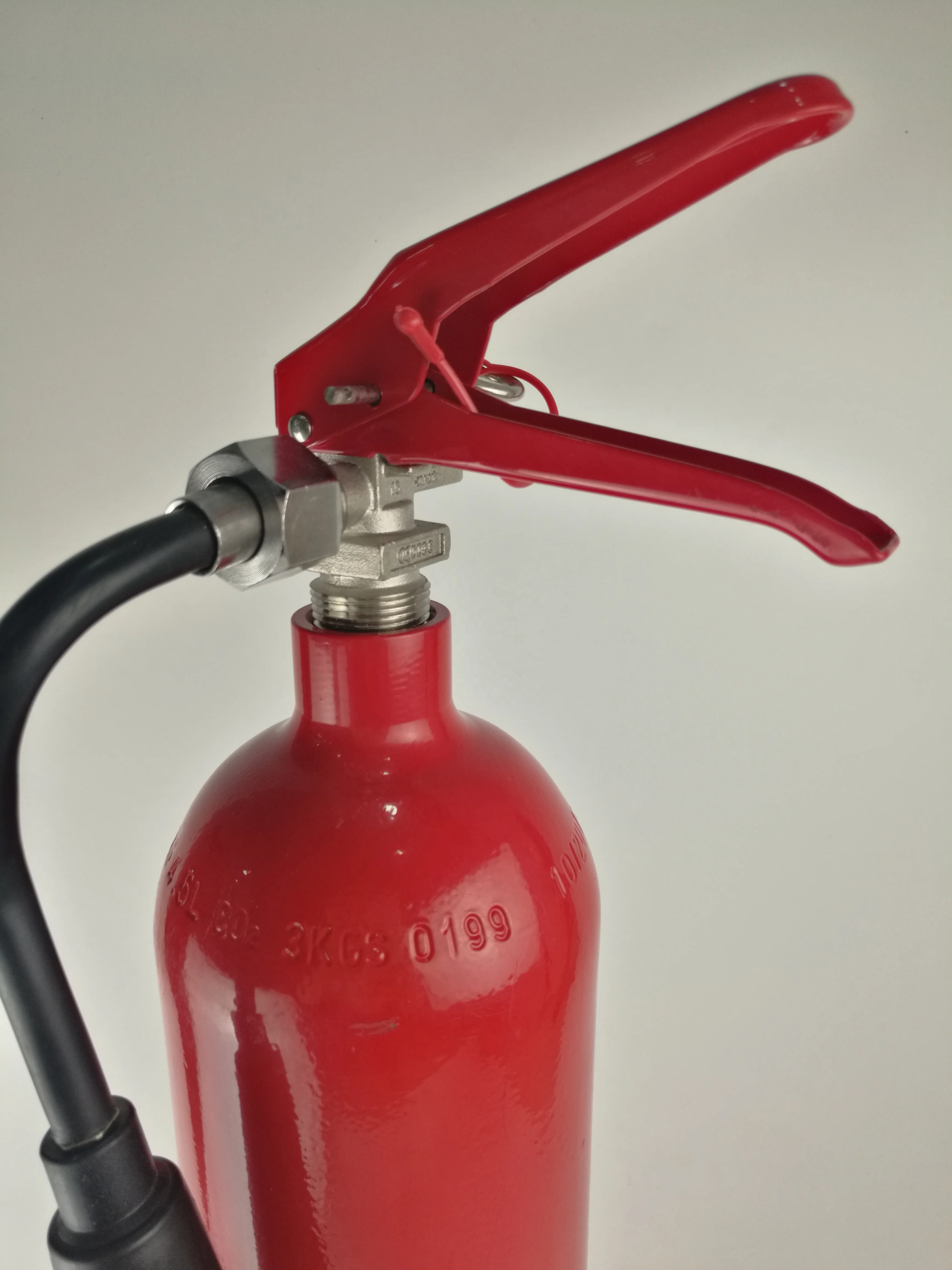 Cheap Price 3kg Carbon Steel Gas CO2 Fire Extinguisher