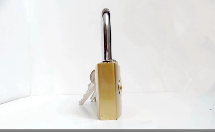 high quality imitate brass arc type padlock