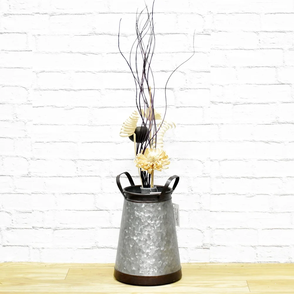 Home Decoration Small Rustic Vintage Farmhouse Garden Metal Tin Flower Pot,Handmade Metal Planter Pot,Metal Planter Wholesale