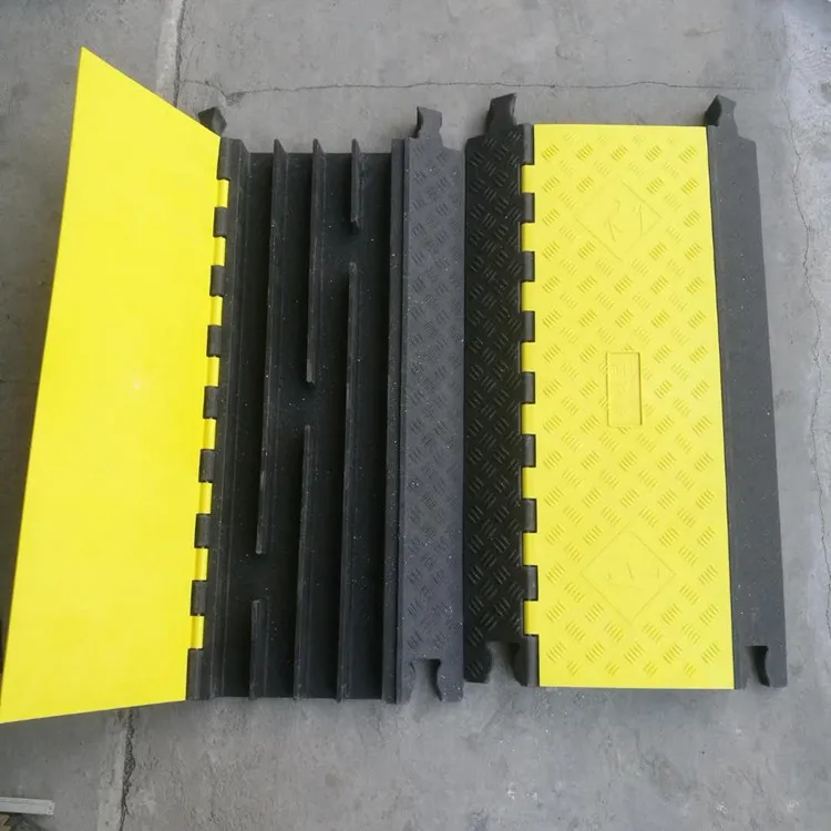 4 Channels Road speed hump indoor outdoor Cable Protector