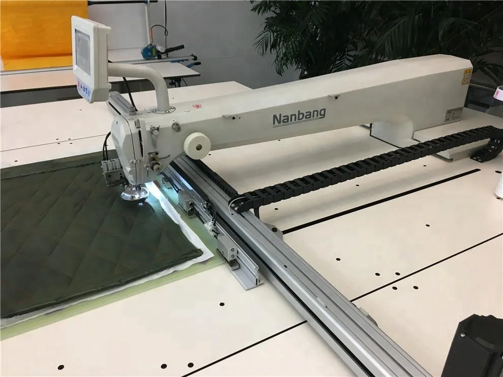 CHINA LEJIANG Programmable Template Pattern Sewing Machine