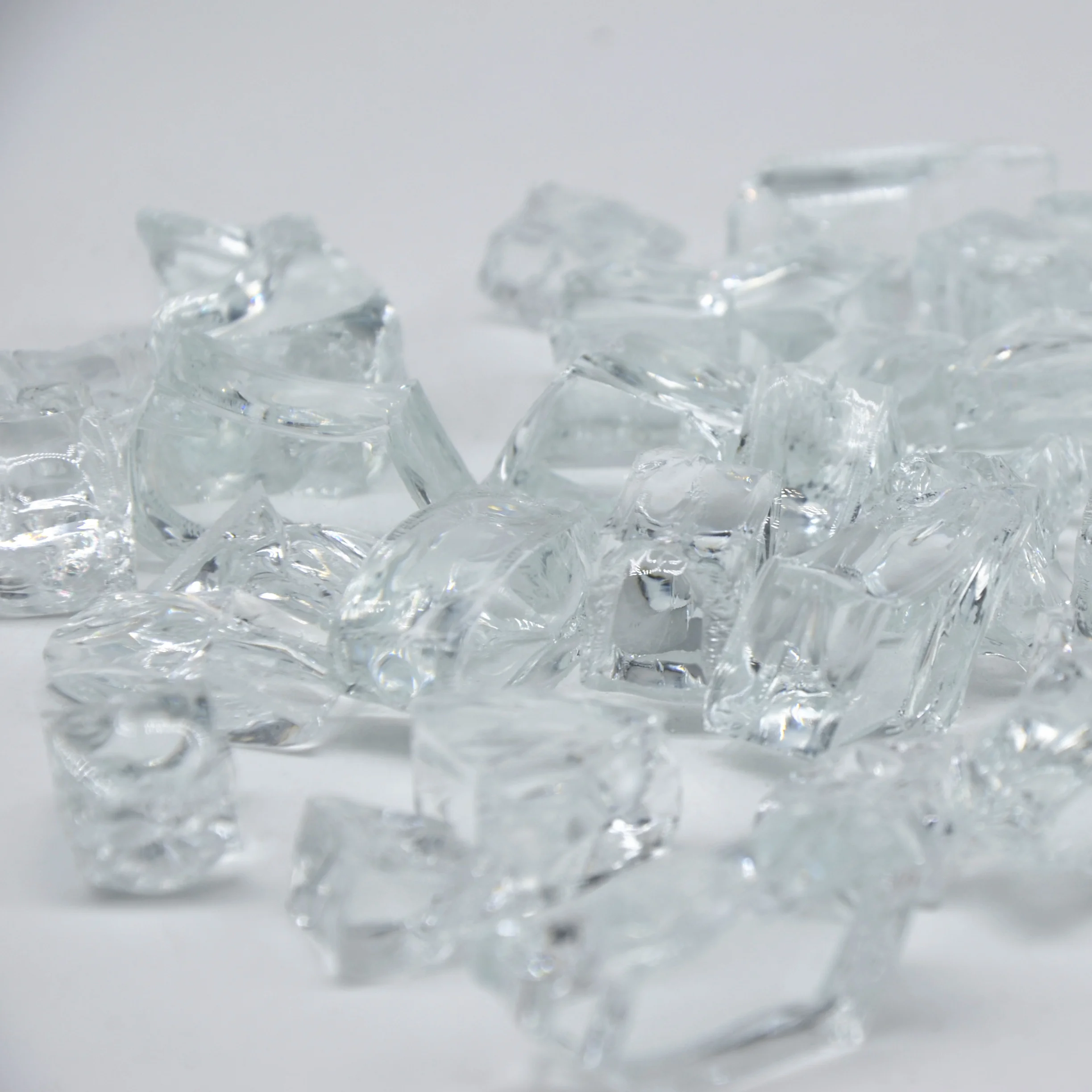 Китайский поставщик цветных огнеупорных стекол, высококачественное дробленое стекло для камина