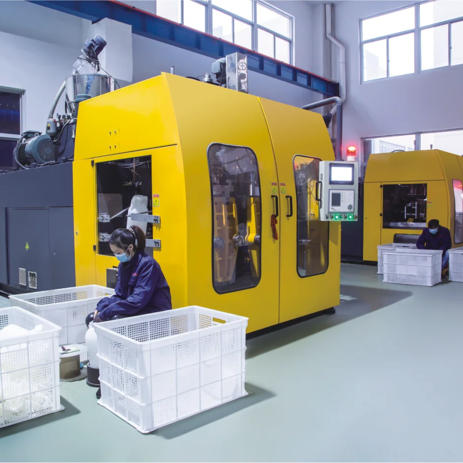 China high quality water spray pump bottle malaysia plastic 5 liter pressure sprayer