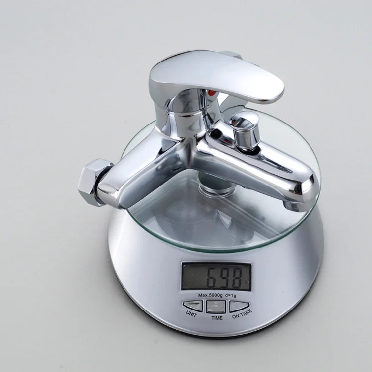 
zinc alloy bady bathroom wall mounted bath faucet 