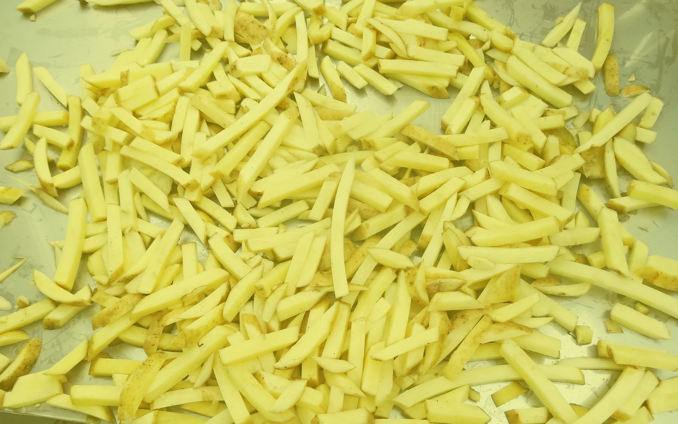 
Industrial stainless steel potato chips cassava cutting machine/ commercial french fries making machine 