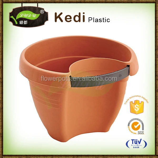 Plastic Semicircular large round terracotta flower pots wholesale Hanging on The Wall