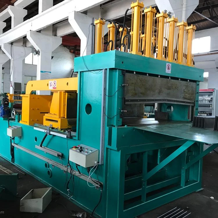 Corrugated fin forming machine for transformer wall tank making