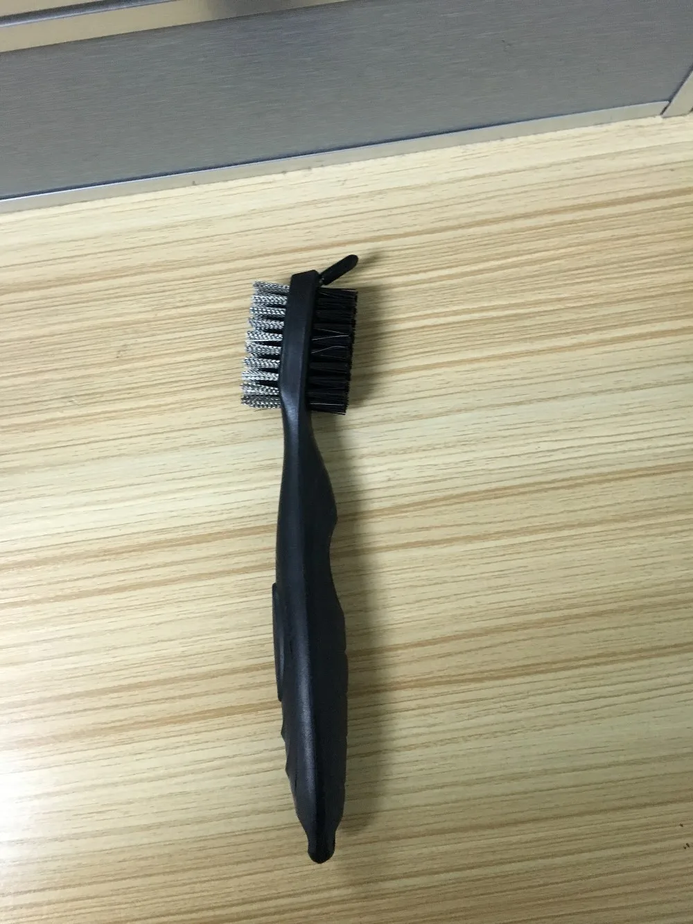 Deluxe golf brush with Groover& 2 FT RETRACTOR