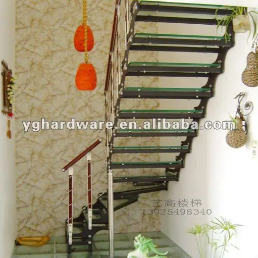 современное стекло лестница