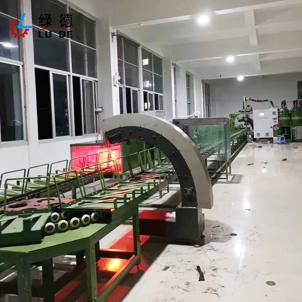 
LUDE PU Injection Mixing Head For Shoe And Soles Making Machine 