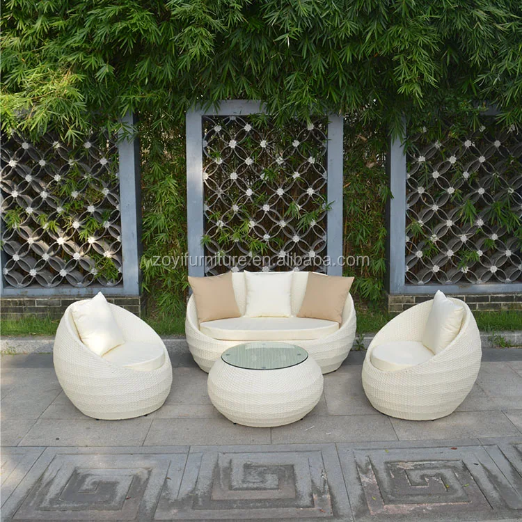 
4pcs Outdoor Garden PE Round Rattan Furniture Wicker Egg chairs And Table Set 