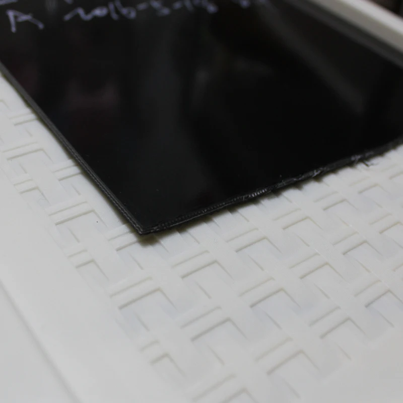 Popular Square Antiskid Logistic Custom low price  rubber luggage conveyor belt