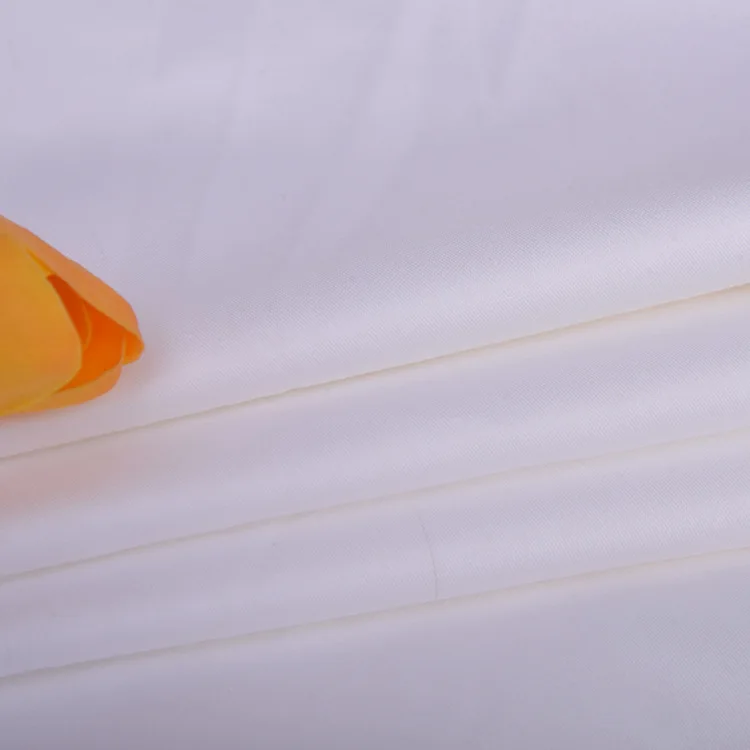 White Percale 300 Thread Count 100% Cotton Fabric For 5 Star Hotel Bedding