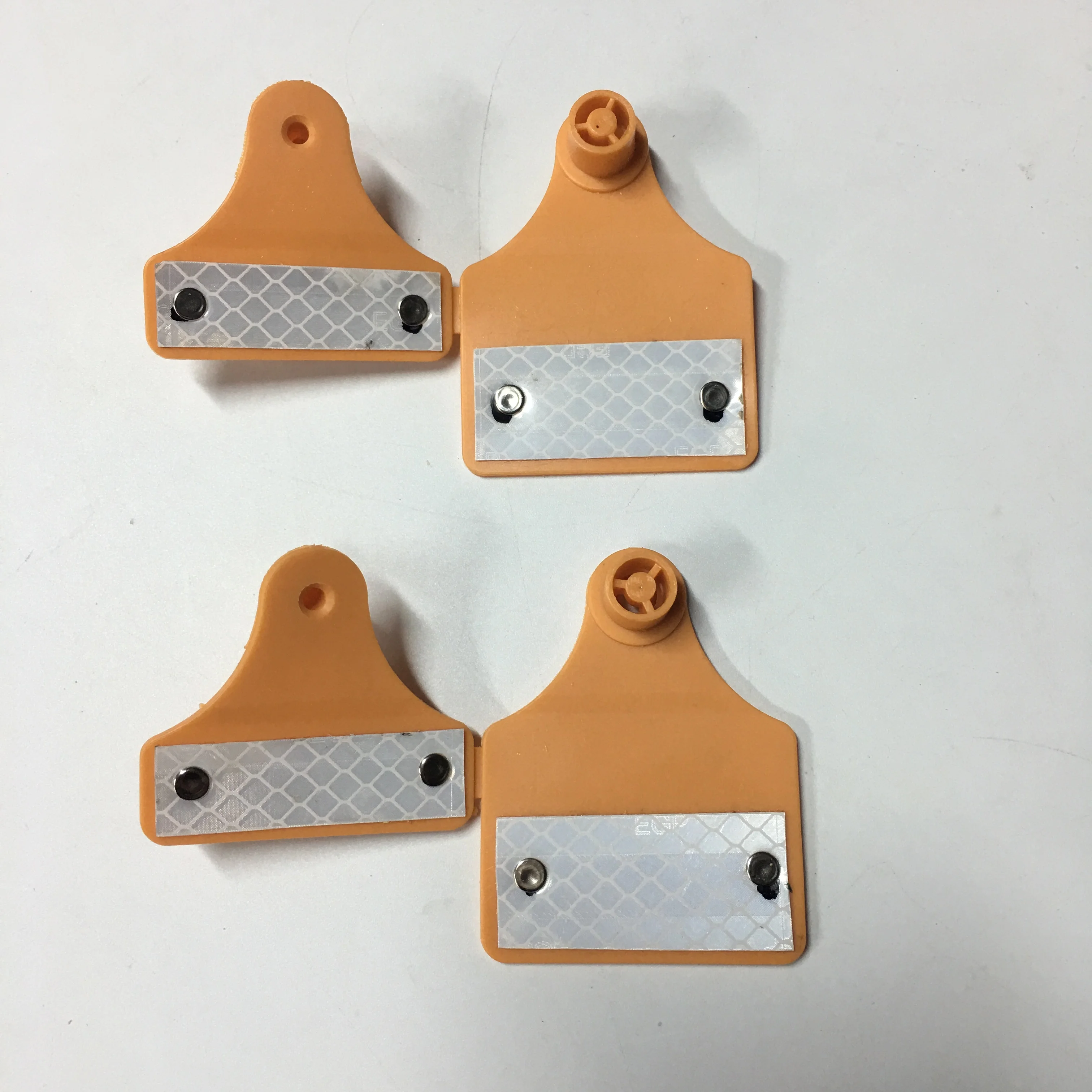 Низкая цена ярлык для икр отражающая крупного рогатого