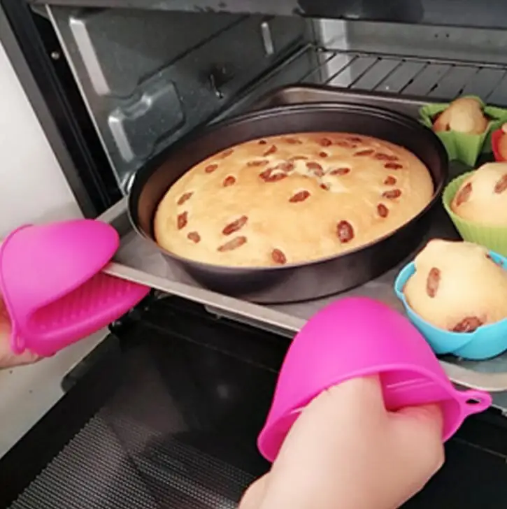 Wholesale Non-stick Heat Resistant  BPA Free Silicone Oven Mitts For Cooking
