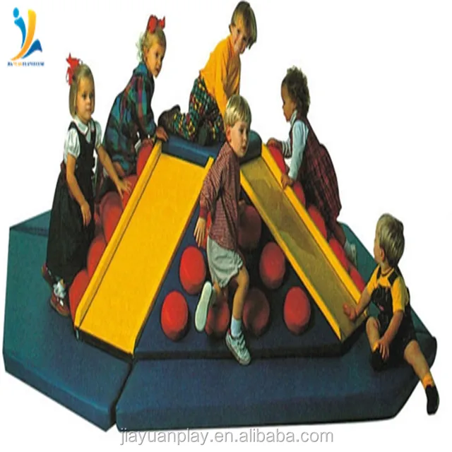 INS hot baby indoor soft playground sponge play ball pit