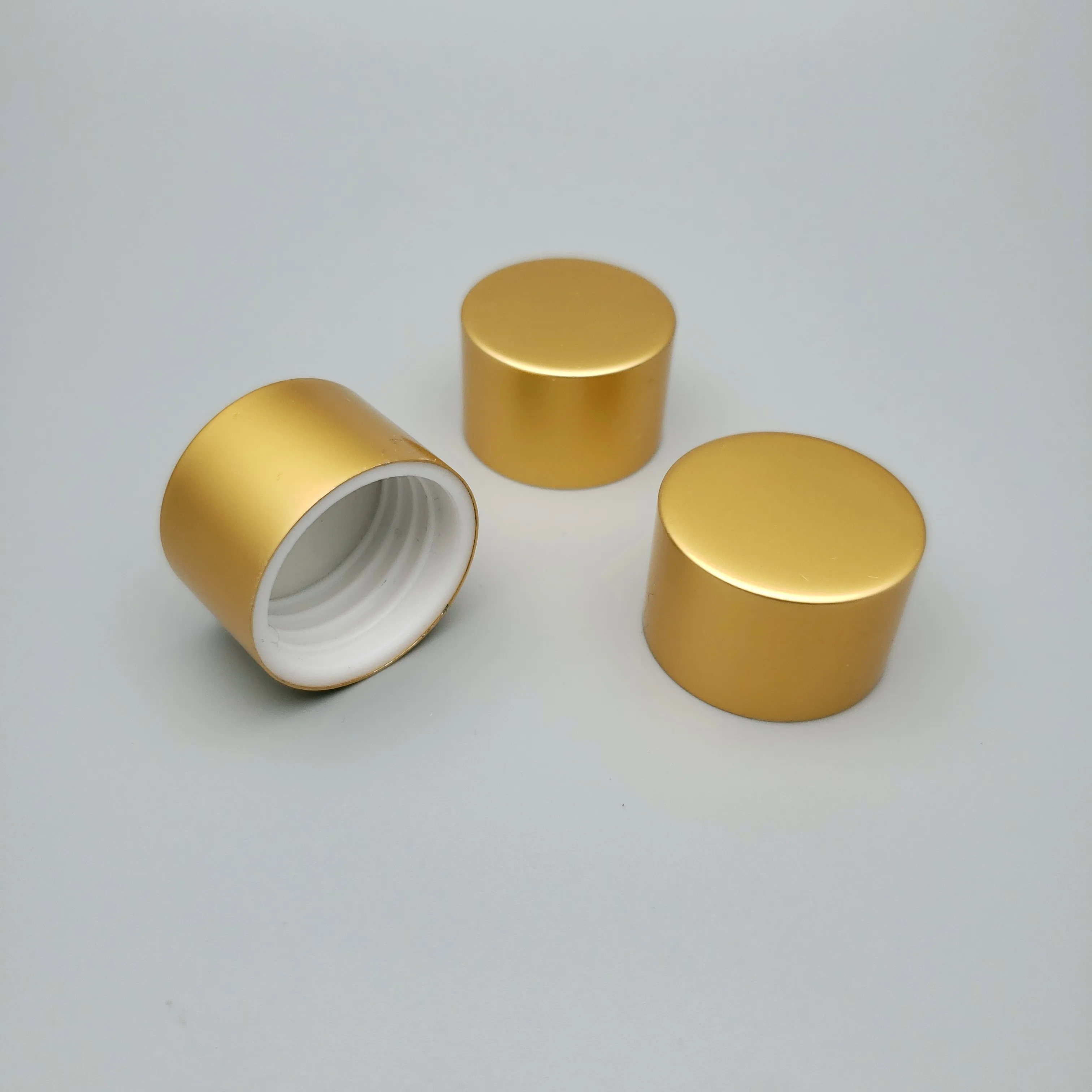 24mm 28mm plastic normal screw cap with PE liner plastic bottle cap with ribbed