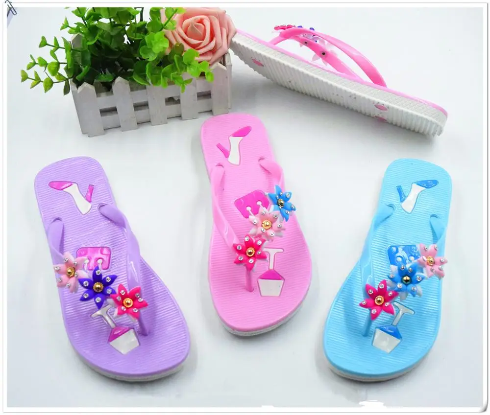 Girls Gender Camellia PVC Jelly Sandals PE Slippers with nice printing