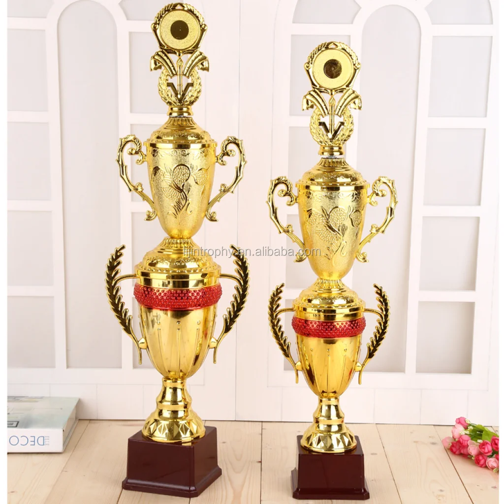 high quality cheap custom trophy supplier from china