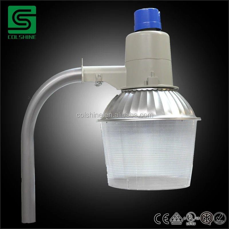 Outdoor security light sensor dusk to dawn led street light for America