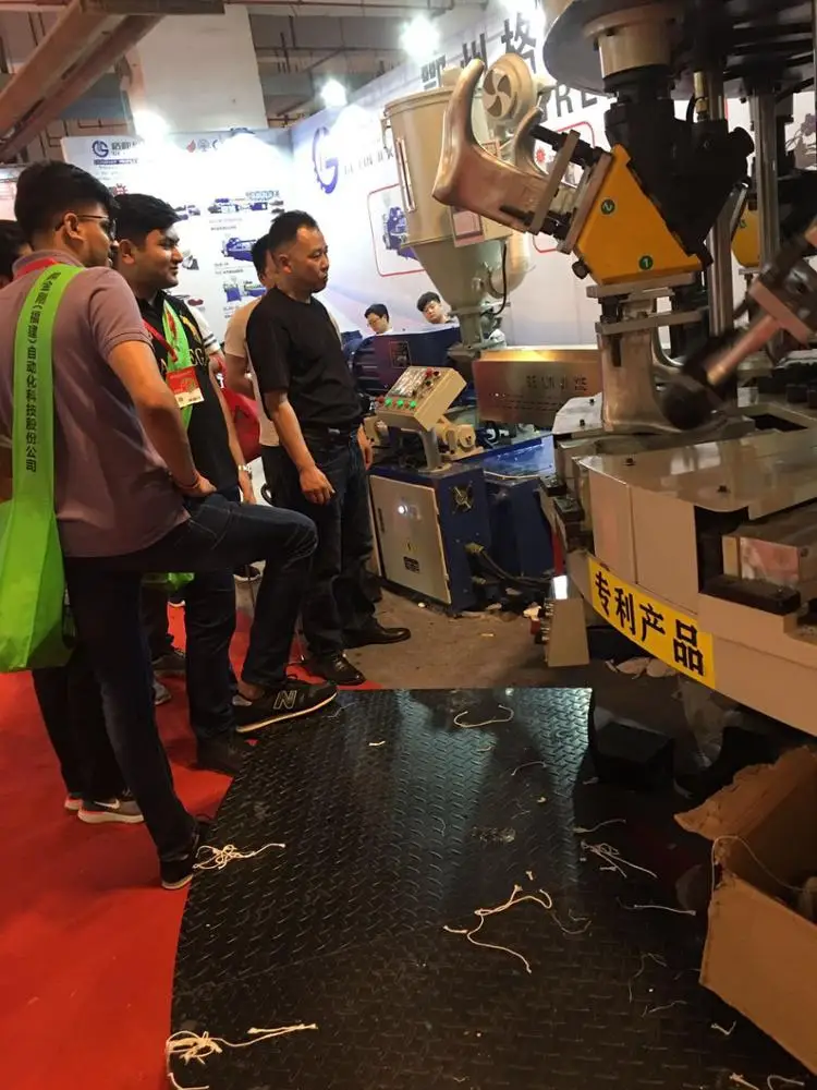 
Full automatic last turning PVC injection shoe making machine 