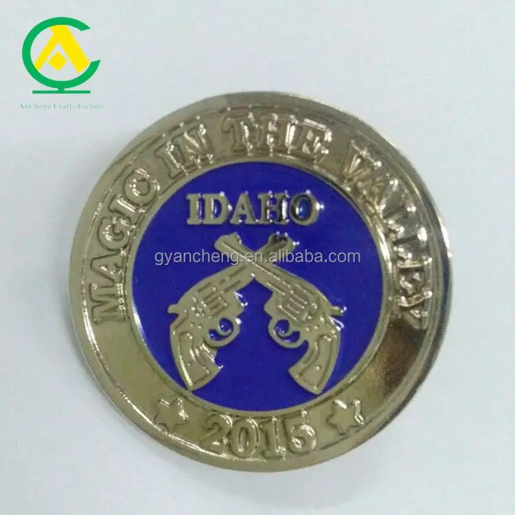 Hot sale 2023 Cool Design Gun Shaped Western Shooting Metal Badges&Enamel for Sale