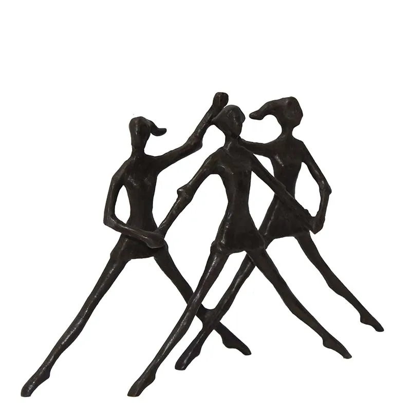 Cheap handmade cheerleaders shaped welding metal crafts souvenir for sale