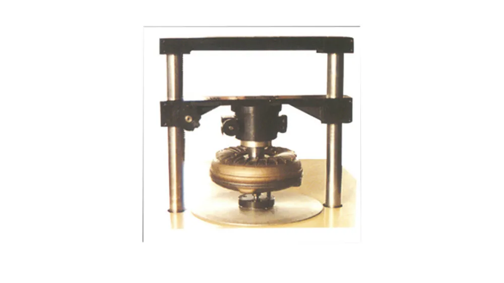 балансир, в одной плоскости вертикальной динамической балансировки машины