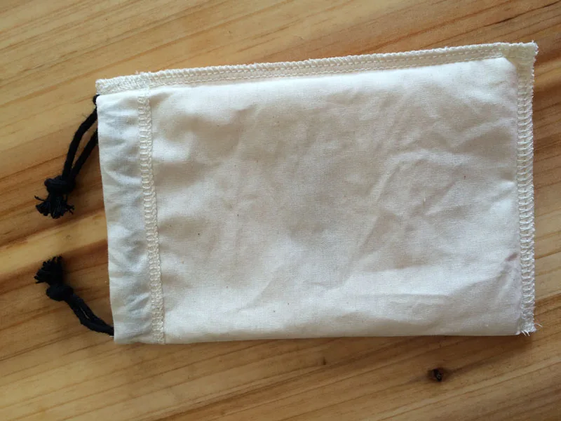
Wholesale White Cotton Gift Jewelry Pouch With Logo 