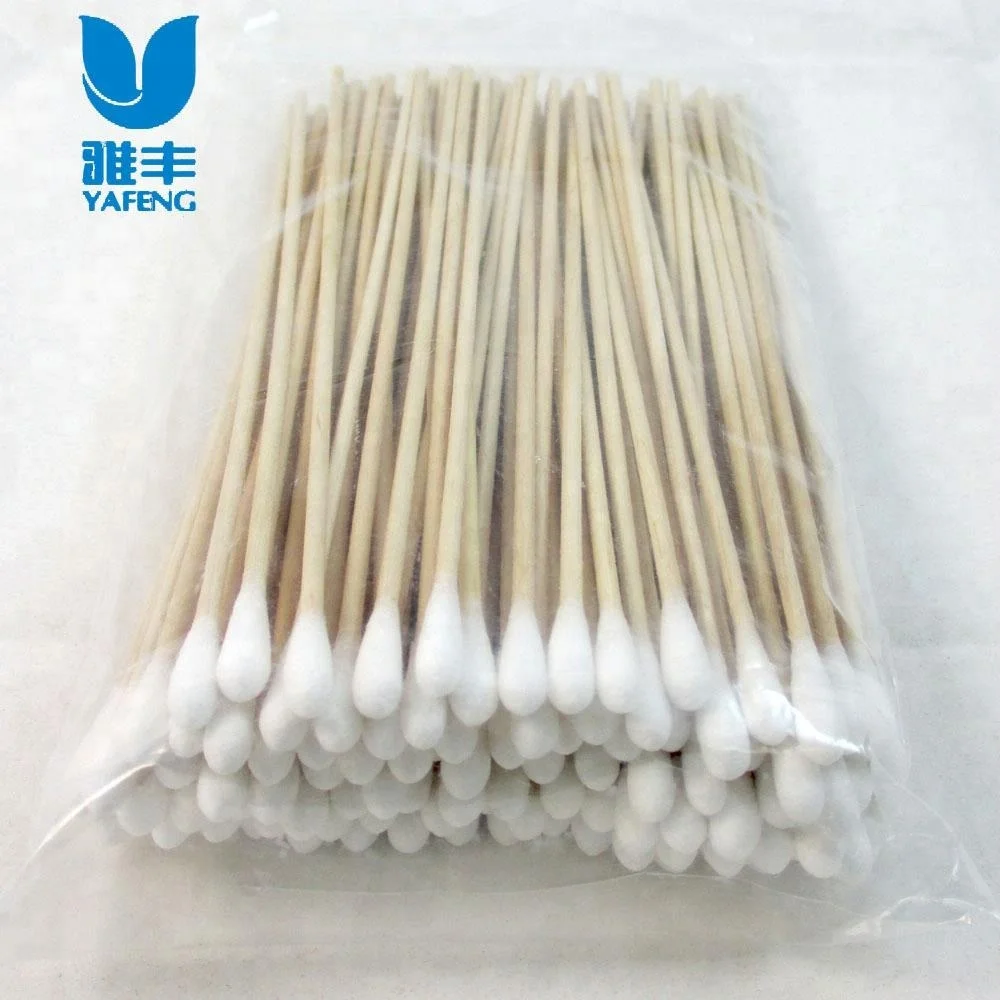 The manufacturer sells high-quality and extra long wooden sticks and cotton swabs in bags