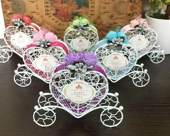 
2017 alibaba hot sale tin wedding candy box , wedding souvenir candy box 