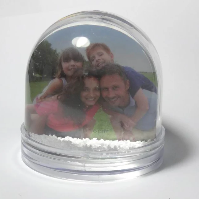 promotion souvenir acrylic snow globe with photo insert,plastic snow globe with photo insert,acrylic photo frame snow globe