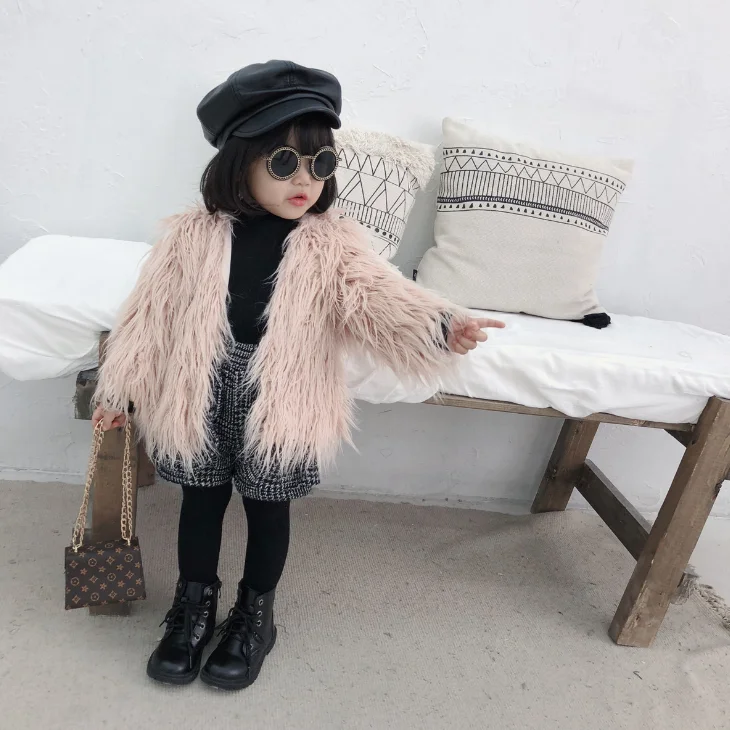 
YY10410G New design stylish light pink warm winter coats girls faux fur coat 