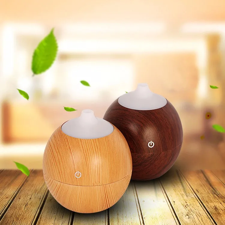 
130ML Bottle Small Spray Area Wooden Grain Mini USB Humidifier Office Use USB Diffuser Essential Oil With 7 LED Lights Changed 