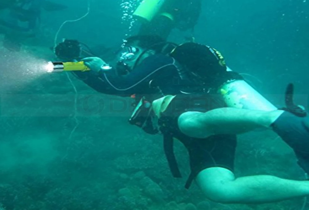 Water Sports Diving Light Submarine Scuba Flashlight Dive Light Waterproof Underwater Torch