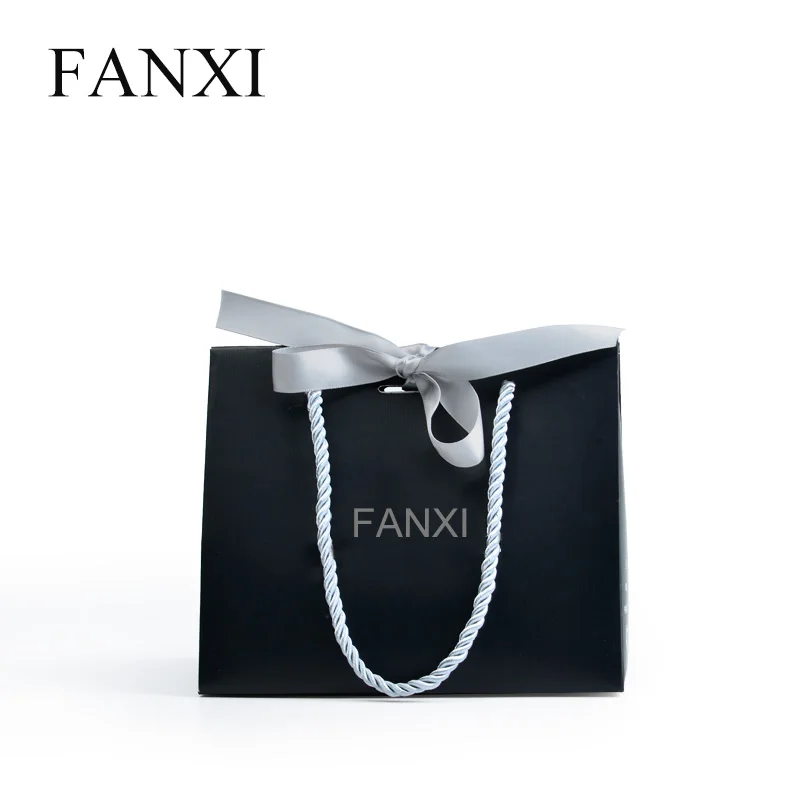 FANXI Factory Wholesale Custom Black Luxury Made In Coated Paper Material Paper Gift Bag