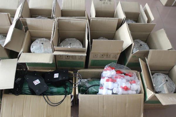 Заводской цветной водоструйный фонтан ламинар